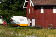 Her dukker det opp en campingvogn, helt sikkert en veteran