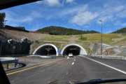 Men vi må videre og Svartåstunnelen med sin lengde på 1,5 km er neste tunnel vi skal igjennom
