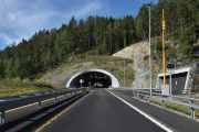 Da må dette være Moanetunnelen med sin lengde på 340 meter