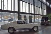 Og ta bilde av en Ford Mustang 427 i profil uten dokumentasjon blir vanskelig, men rundt 1968 til 1970 vil jeg gjette og den har antagelig en V8 motor