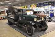 Nå er vi ved Norsk A Model Klubb, en klubb som ble startet i 1967. Bilen fremst er en Ford AA fra 1931 og den til høyre er en Ford A Phaeton fra 1929