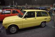 Blir like vanskelig den her, men tror det er en Mazda 1300 fra rundt 1970 siden den er 3 dørs