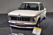 Men tilbake til alvoret, dette er bilen jeg ønsket meg som guttunge. Vi ser på en BMW 2002 Turbo fra 1974 som fikk prisen "Best Classic" her på utstillingen . BMW 2002 ble lansert i 1973 på Frankfurt Motor Show
