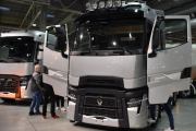 Og da må denne være en Renault Trucks T High serien, denne er så høy at jeg hadde vel ikke kommet opp i den med kamera og greier