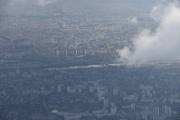 Kan det være Seinen som renner her ved siden av flyplassen Paris-Charles de Gaulle Airport?