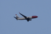 Men hjemover kan vi glemme at Norwegian flyr oss hjem, de har bytta ut flyet med et dansk fly, men det er kanskje like greit