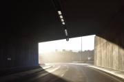 Nøstvettunnelen er 3 700 meter lang og vi kommer ut ved Vinterbro hvor TusenFryd ligger