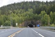 Gruatunnelen som vi har foran oss er 1390 meter lang, igjen har vi misvisende skilt