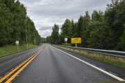 32 km til Lillehammer, det er ditt vi skal nå å finne to telefonkiosker