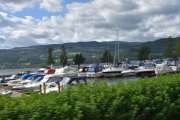 Det er både små og store båter her, tenker jeg skal holde meg ved Mjøsa på denne turen
