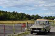 Hamar flyplass ble bygget i 1952 og har en rullebane på ca. 944 meter. Bilen min kler godt denne rullebanen :-)