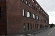 Hamar melkefabrikk ble lagt ned i 2008 og bygningen har hatt mange eiere. Noe som ble produsert her inne var, Gold Medal Brand,  Viking Melk og siden mange Nestlé produkter