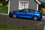 Men hadde jeg ikke kjørt meg bort så hadde jeg ikke tatt bilde av denne fine blå bilen. Men veteran var den ikke