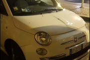 Nei og nei, dette er jo en Fiat. Men meningen var sikkert god, vi for sende dem en Renault-logo