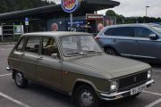 Neste stopp er ved Burger King på Grelland som ligger tvers over E18. Det betyr at vi er i Holmestrand kommune nå