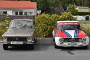 Så her står det da en Alfa Romeo 1300 TI fra 1969 til høyre og en Renault 6 TL fra 1975 til venstre