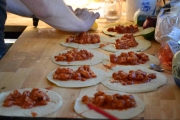 Nå er det middagstid, husker ikke hva retten het, men det lignet på taco og var veldig godt