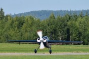 Det er Extra 230 LN-ACN