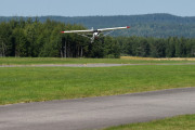 Piper SuperCub PA-18-150/180 er også en veteran som er fra 1967