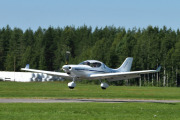 Noe sier meg at han kommer ifra Hedmark Flyklubb