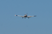 Men her kommer det et nytt fly inn for landing