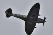 Vickers Supermarine Spitfire Mk. XVI har en maksfart på 660 km i timen