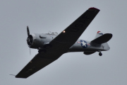 Dette flyet er relativt vanskelig å kontrollere og omtales som «pilotmakeren». Kan du håndtere en T-6 / Harvard under alle forhold fra baksetet, kan du fly hva som helst, har jeg lest