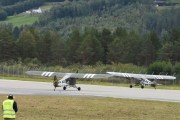 Piper L-4J Grasshopper var en militær versjon av Piper J-3 Cub, som ble brukt mye av US Army under andre verdenskrig