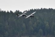 Piper L-4J Grasshopper ble først og fremst brukt til rekognosering, artilleriobservasjon og lett transport