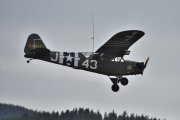 Jeg har tatt på de tre bazookas holderne han har under vingene, hvis det er det det er da. Det var på Kjeller flyplass i juni 2022