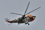 Svingradiusen på en Sea King har vel ingen målt, men den imponerer