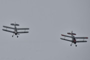 Selvfølgelig så svinger dem, har du noen gang hørt at en dobbeltdekker treffer en fotograf på et flyshow?