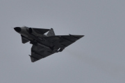 Saab 37 Viggen var det første jagerflyet utenfor USA som var utrustet med en datamaskin og skulle også kunne starte og lande på korta baner
