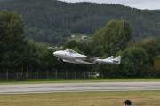 Vampire har en lengde på litt over 9 meter og hadde en topphastighet på 879 km/t