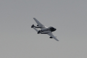 Og senere samme året ble Vampire det første militære en-motors jetfly som krysset Atlanterhavet