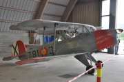 Da har vi kikket litt på bilene, så vi kan kjenne dem igjen når dem kommer ut, for dem skal vel ut? Dette er LN-INA som er en CASA 1.131E Bücker Jungmann fra 1957