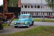 Det er ikke den første Volvo-en som kommer, men det er nå vi står her. Dette er en Volvo P544 fra 1960. Når jeg leter etter biler så skulle jeg ønske at svaret var først PV, det er jo en PV?