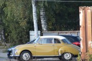Men her så dukker det opp en spennende bil, er det en Auto Union 1000 fra rundt 1960?