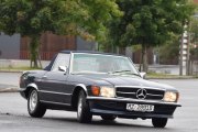 Og her kommer det en Mercedes-Benz SL 350 Cabriolet fra 1972, den ble produsert fra høsten 1971 til den ble avløst av den neste modellgenerasjonen i 1989