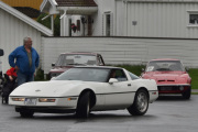 Vi har to Chevrolet Corvette her i dag, raske biler som kan bli harde konkurrenter