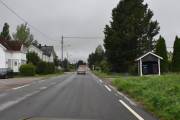 Men nå henger vi oss på Morris, nå skal vi se etter en Joker butikk og ta til venstre mot Ånmoen