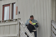 Dette er nok formannen i vellet, her skal vi ikke ha noe spoling på gårdsplassen