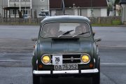 Og her kommer Renault 4 fra 1972, den er faktisk over 50 år gammel