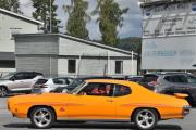 Pontiac GTO Judge, her sitter det vel en V8 med over 350 hestekrefter