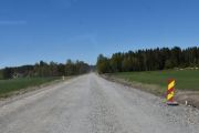 Mener du det? Skal jeg kjøre resten av veien opp til Elverum på en grusvei!