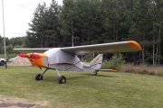 Solungen Mikroflyklubb. Dette er en Ing Nando Groppo S.R.L. modell Trial og er i kategorien rorstyrt fly som styres med spak og pedaler. Flyet er fra 2010 så det må ha noen år til i luften