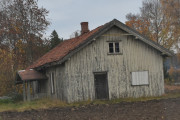 Om noen av disse husene er listeført eller fredet, tviler jeg veldig på