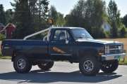 Tolvte bil ut er en Chevrolet Silverado 2500 fra 1985, jeg tror den ble produsert fra 1973 til 1991 hvis den er en tredje generasjon. Men her er det mange varianter å velge mellom