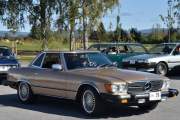 Bil nummer tjueåtte er på vei ut og det er en Mercedes-Benz 450SL fra 1980 og jeg antar at den ble produsert fra 1973 til 1980. Det er mange varianter av denne serien