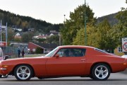 Jeg er ganske sikker på at dette er en Chevrolet Camaro, men jeg er ikke bombesikker. Inntil videre så legger vi den inn som raggarbil i dag